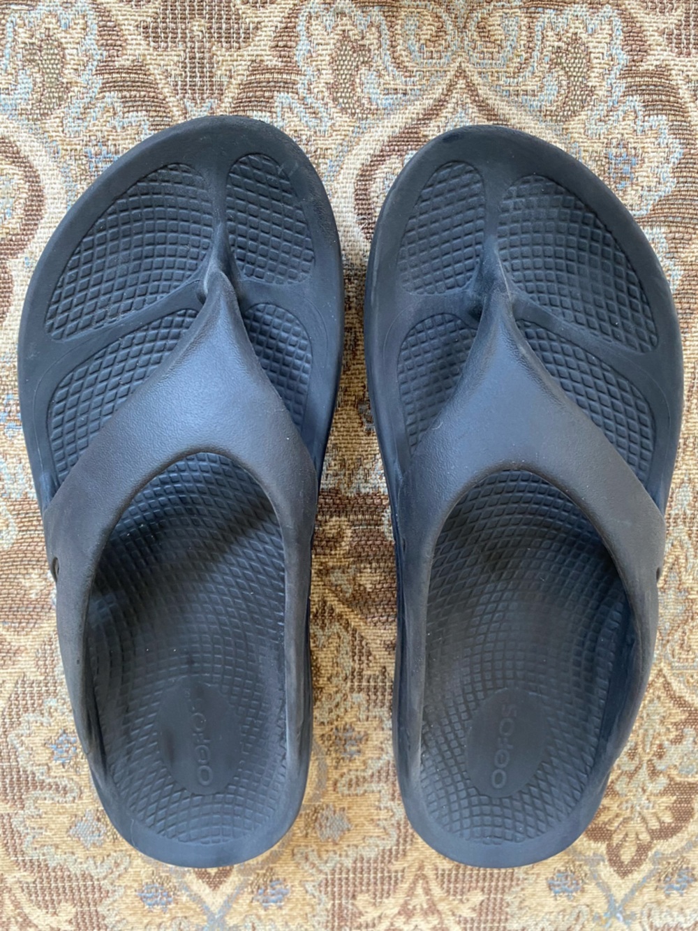 OOFOS Black Comfort Flip Flop Thong Sandals Sz Men 6/ Women’s 8 Preowned